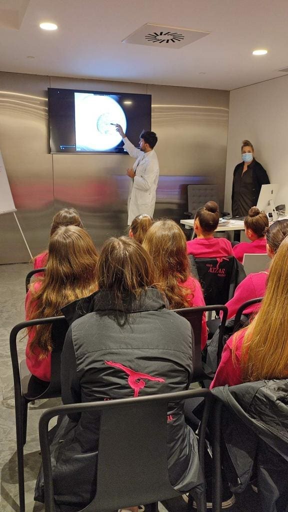 charla-club-atzar